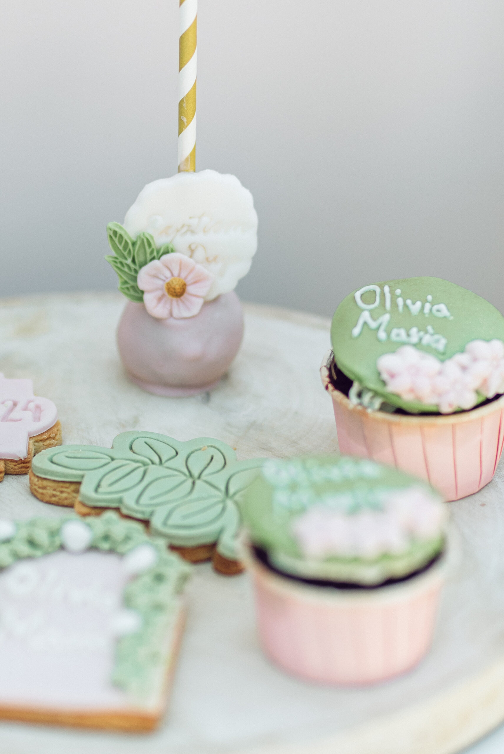 Βάπτιση Ελιά - Pastel Olive